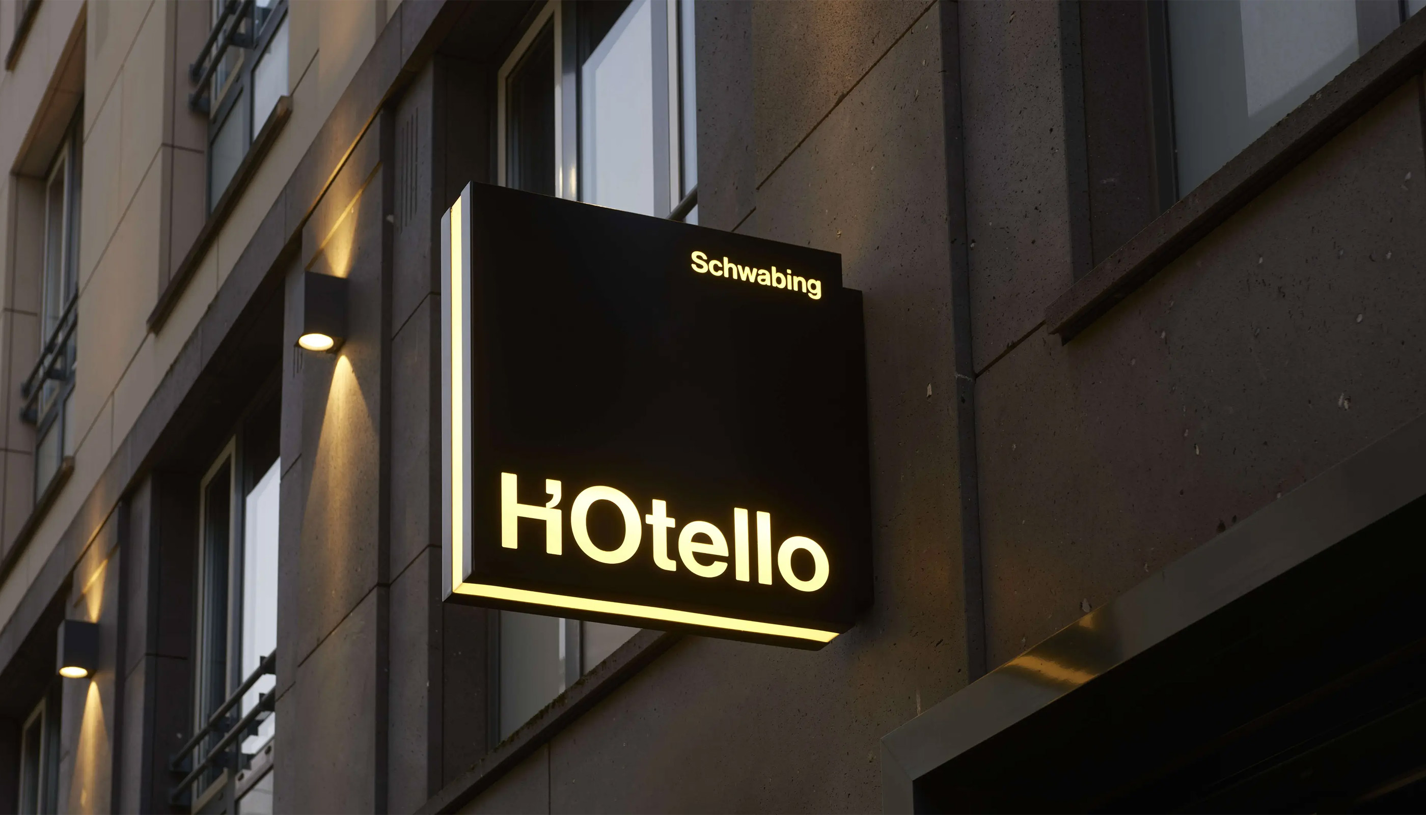 HOtello Brainding, Visual Identity, Merchandise, Brand Book